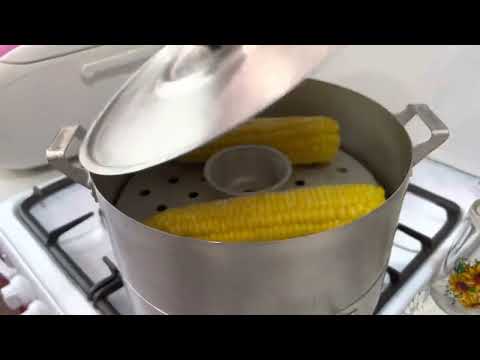 Видео: Сладкая кукуруза на пару/Sweet corn steamed