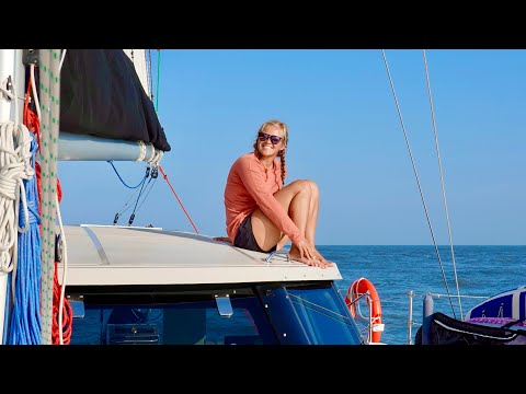 Видео: Отправляемся в плавание на нашем катамаране Seawind 1170 из Нью-Йорка в Аннаполис по ветру или в ...