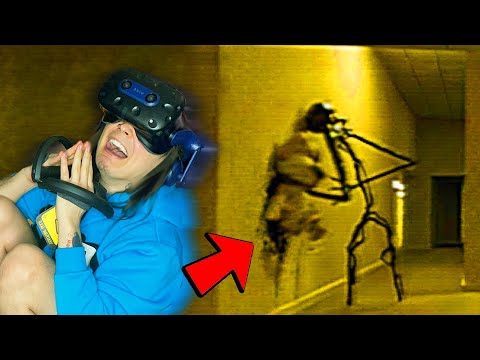 Видео: Исследую ЗАКУЛИСЬЕ с ДРУГОМ в VR!! (Backrooms VR)