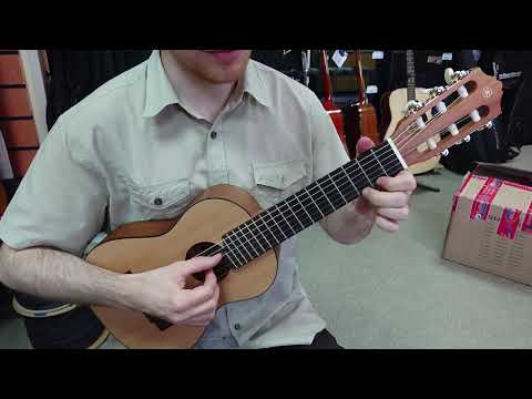 Видео: Знакомство с гиталеле Yamaha GL-1 - первые впечатления и проба звука.