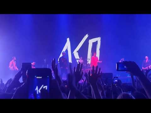 Видео: ЛСП feat. PHARAOH - Золотые рыбки (live), 20.04.2019 Москва, ВТБ Арена