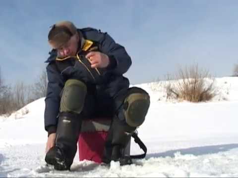 Видео: По клевым местам. Зимняя рыбалка на Дубне