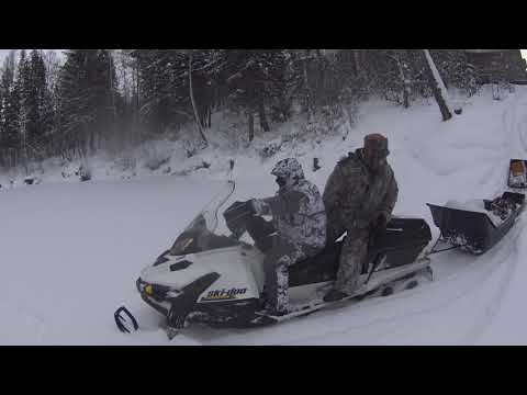 Видео: Крещенское приключение. Уехал мотобуксировщик. Выезд за налимом на реку!!!