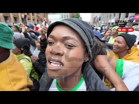 Видео: МЫ НЕ ПОЗВОЛИМ ИНОСТРАНЦАМ ТВОРИТЬ В НАШЕЙ СТРАНЕ, МЫ ПОДДЕРЖИВАЕМ УБОРКУ ГОРОДА COJ