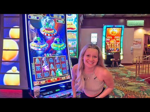 Видео: Испытайте самый УНИКАЛЬНЫЙ бонус в слотах в Лас-Вегасе!