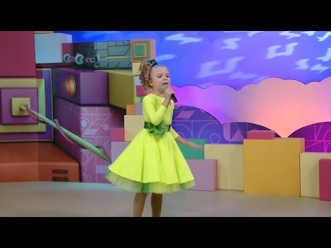 Видео: ☀️С добрым утром, малыши! Нина Иванова в гостях у Хрюши и Антона