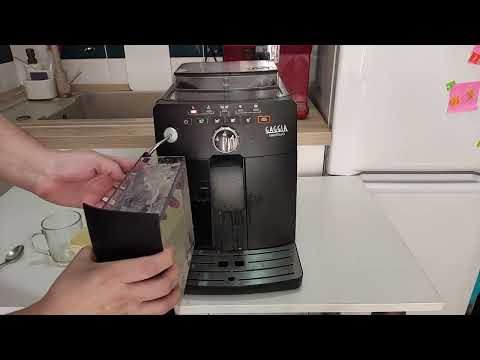 Видео: Gaggia Naviglio(saeco intuita) чистка от накипи и кофейных масел