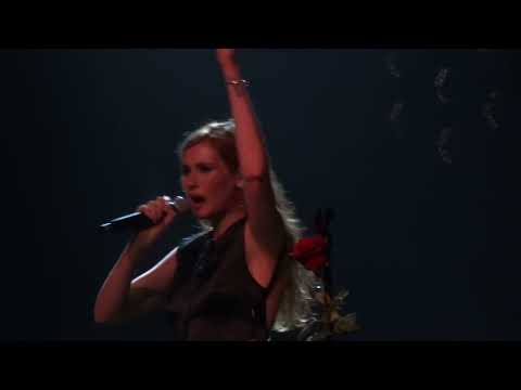 Видео: Луна - чужие мальчики (акустика) Айна Вилберг. Luna, Aina Vilberh Санкт-Петербург 08.12.2021