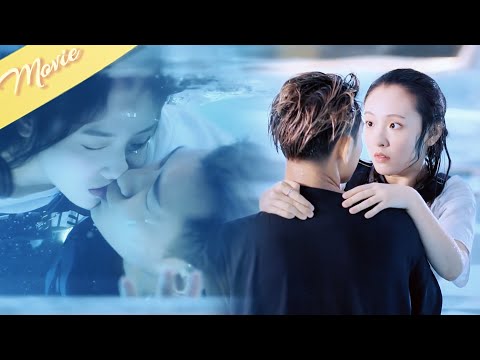 Видео: Золушка падает в воду 💦, топ-звезда спасает, но целует! 😳❤️ Сердце бешено бьётся!