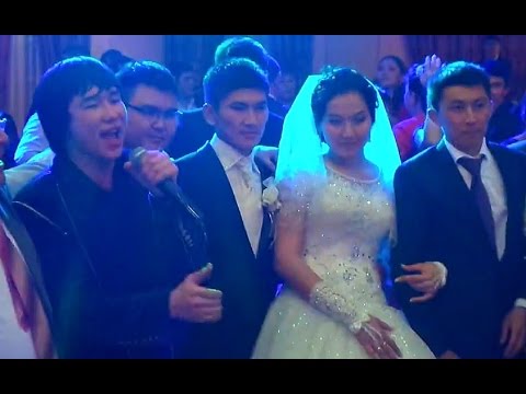 Видео: ҚАЙРАТ НҰРТАС ТОЙДЫ ҚЫЗДЫРУДА!