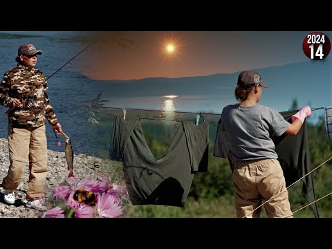 Видео: Таёжный быт. Полярный Урал. Ловим рыбу. Нашли озеро в горах. Готовим рыбное блюдо. Банный день. 14с