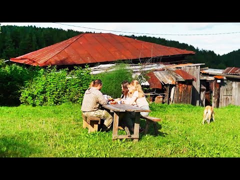 Видео: РАЗМЕРЕННАЯ ЖИЗНЬ НА ЗАИМКЕ | УТЕПЛЯЕМ ПОТОЛОК | ПРИЕХАЛИ ГОСТИ | ЗАПАСАЕМ ЗЕЛЕНЬ И ЕДИМ БАКЛАЖАНЫ