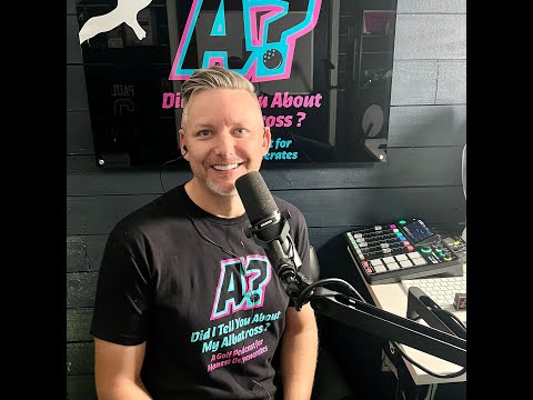 Видео: Познакомьтесь с парнем, который совершил невероятный удар в гольфе