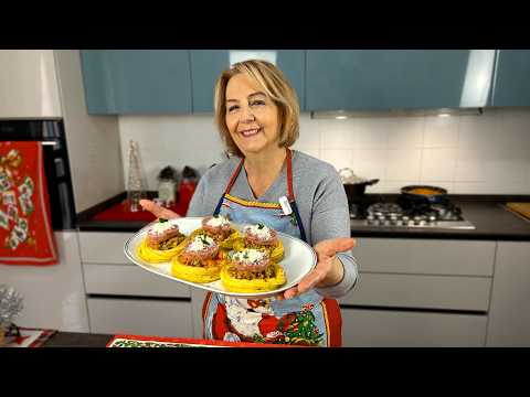Видео: Счастливое новогоднее блюдо: Картофельные гнезда с чечевицей и мясом! 🎆 🍀