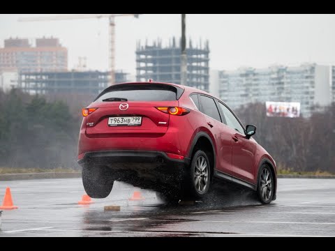 Видео: Тойота РАВ 4 / Мазда СХ 5 / Киа Спортейдж: ТЕСТ Убойный на крепость тележки