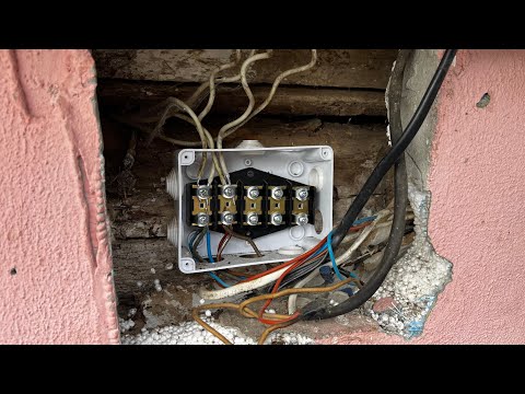Видео: ✅Вот так сделали работники облэнерго, просто нет слов😱 Будни ⚡️ЭЛЕКТРИКА⚡️ в селе на даче!
