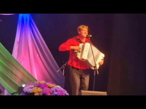 Видео: Игорь Шипков на Дне города Красноперекопска 