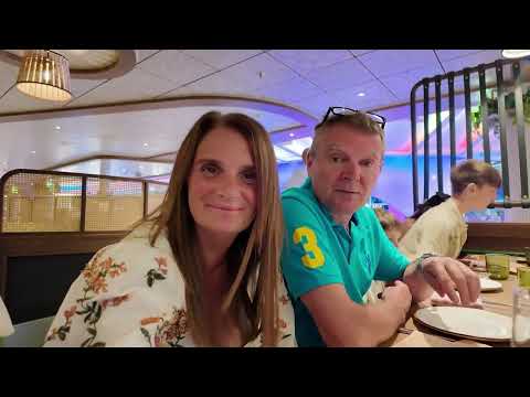 Видео: ИКОНА МОРЕЙ ДЖОВАННИ | Семья Рэдфорд