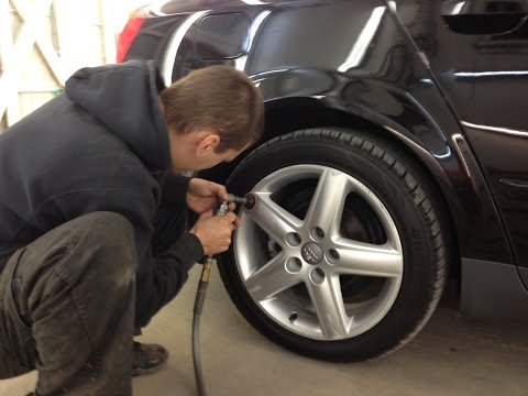 Видео: Работа перекупов (покраска дисков в Plasti Dip)