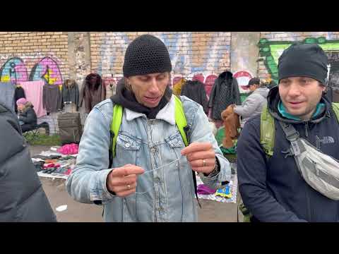 Видео: ОГРОМНАЯ БАРАХОЛКА КИЕВ! ЗОЛОТО, Серебро, Антиквариат, фарфор, часы, хрусталь! 