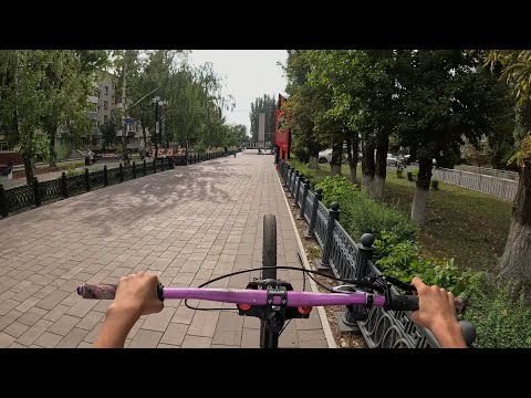 Видео: Небольшая покатушка по городу На ЗАДНЕМ