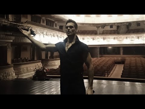 Видео: ПОРА СОБОРОВ КАФЕДРАЛЬНЫХ - ДМИТРИЙ ПОЛЮШКИН (сцена русского драмтеатра) #театр  #артист #мюзикл