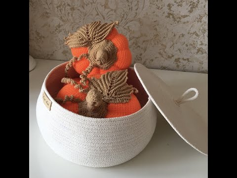 Видео: Мастер класс Тыква крючком №3 Амигуруми для начинающих  Субтитры Декор на Хэллоуин Анаит Угай