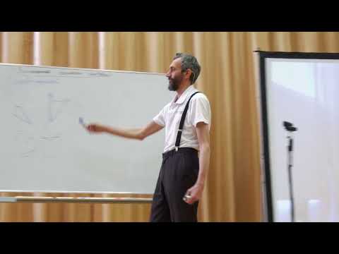 Видео: Замощения плоскости одинаковыми плитками и другие геометрические загадки (лекция для 5–8 классов)