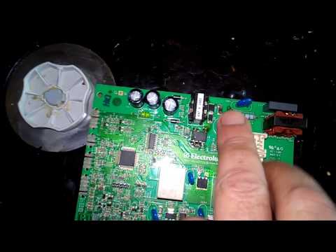 Видео: Ремонт посудомойки Electrolux