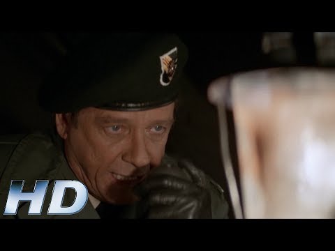 Видео: Командир вызывает ворона. Рэмбо: Первая кровь (1982).