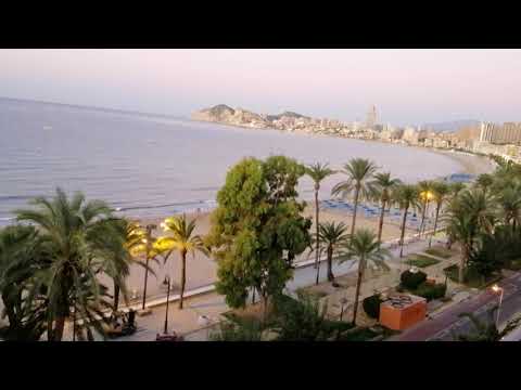 Видео: Benidorm * Мария Косара & María Costa    *    Бенидорм * Тайна и откровение *