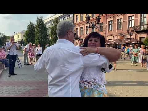 Видео: ЕЩЕ НЕ ВЕЧЕР! красивый танец под песню!