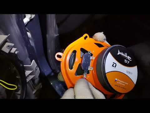 Видео: Замена штатной акустики в Ford Fusion на DL Audio Barracuda 57