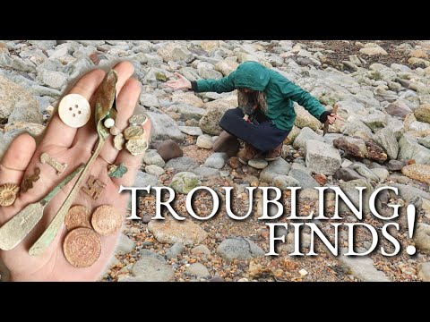 Видео: Тревожные находки Mudlarking — мы не знаем, как к этому относиться