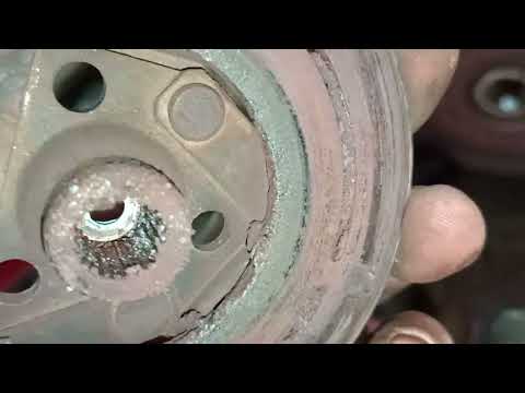 Видео: Компресор кондиціонера Сценік 2    заклинив.Зняв перевірив.