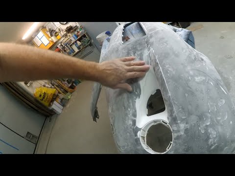 Видео: Lexus 570 - как удалить лкп с бампера в труднодоступных местах.
