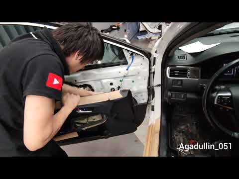 Видео: Toyota Camry 55 кузов. Как снять дверные карты? Как снять дверные обивки? Как разобрать двери?