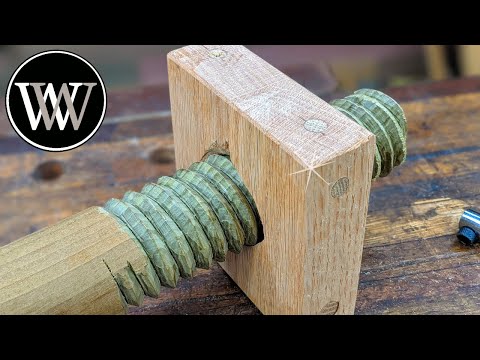 Видео: Деревянная гайка и болт с помощью пилы и стамески