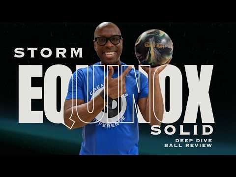 Видео: Хотите увидеть, как меняется поверхность? | Шторм Equinox Solid | Обзор Bowling Ball