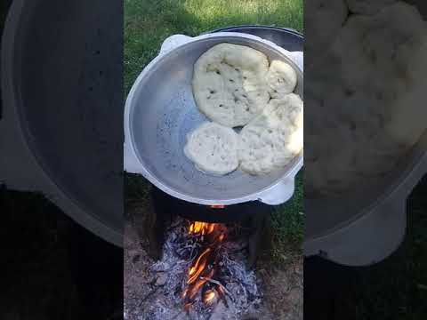 Видео: Апам жапкан нанды сагынганда ушинтип нан жаптырып жейм