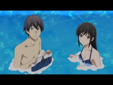 Видео: Парень и девушки на пляже, интересно, что может пойти не так?