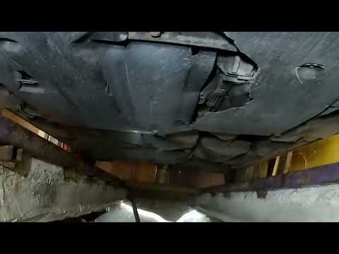 Видео: Mercedes A 180 (W169) 2010 год , антикоррозийная обработка  и снятие дверных карт