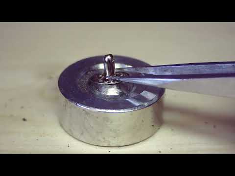 Видео: Как устанавливать кнопки на 👚 одежду, используя китайский набор