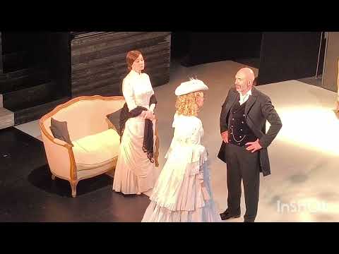 Видео: Театр на Малой Ордынке. " Волк и овцы ".... Красивый спектакль...