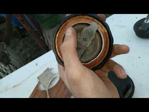 Видео: Из чего сделать прокладку на крышку бензобака