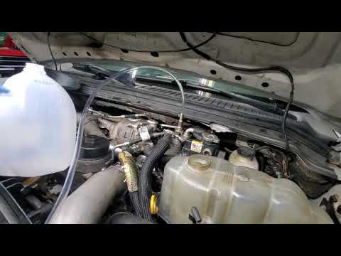 Видео: Как прокачать топливную систему Ford Powerstroke 6.4L