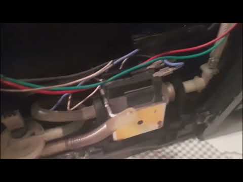 Видео: Ремонт кофе машины Бош Бенвенута классик .