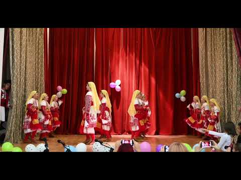 Видео: " Пирински танц" деца 6Б клас гр. Божурище-Надежда за Крис