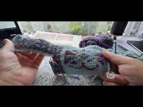 Видео: Вязовлог 06,10-11,10 готовые работы и продвижения 🍁🍂🥰