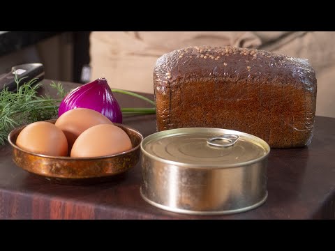 Видео: Печень трески и вкусный салат готов. Рецепт за 5 минут